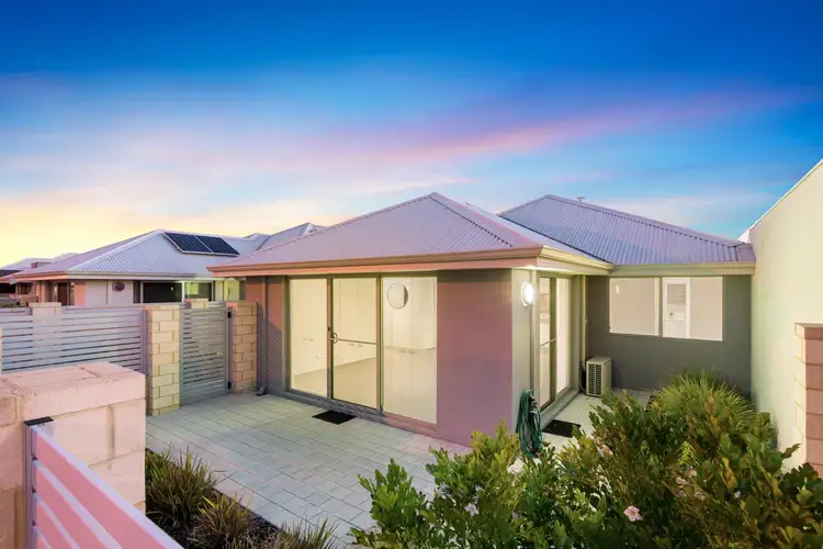 1 Bullfinch Street, Huntingdale WA 6110