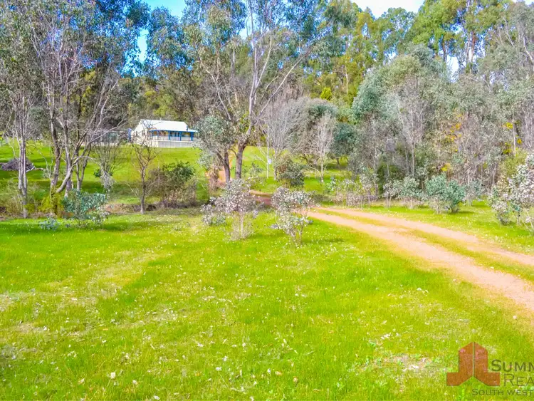 284 Greenbushes-Grimwade  Road, North Greenbushes WA 6254