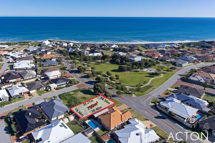 26 Boardwalk Blvd, Halls Head WA 6210