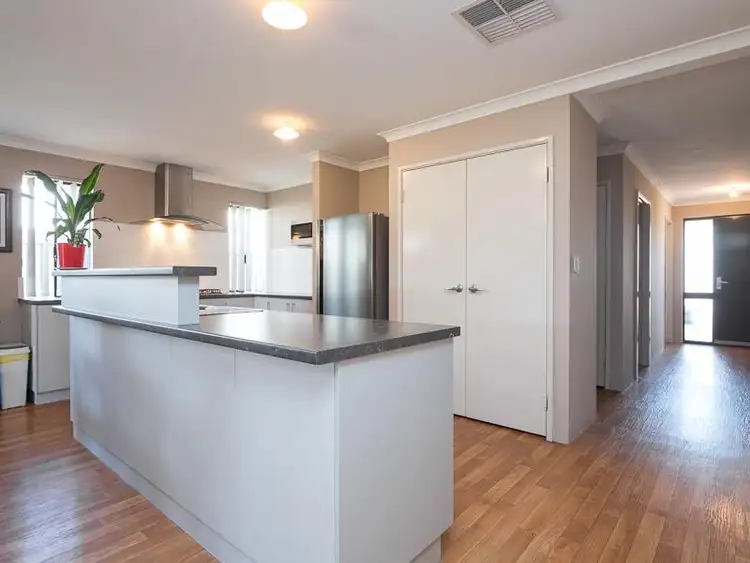 Second view of Homely house listing, 402 MILLHOUSE RD, Aveley WA 6069
