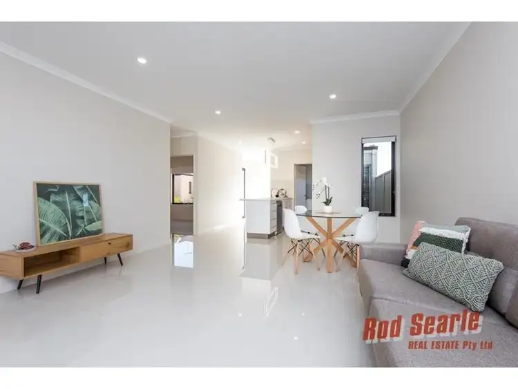 Fourth view of Homely villa listing, 5/8 Melita Rise, Pearsall WA 6065