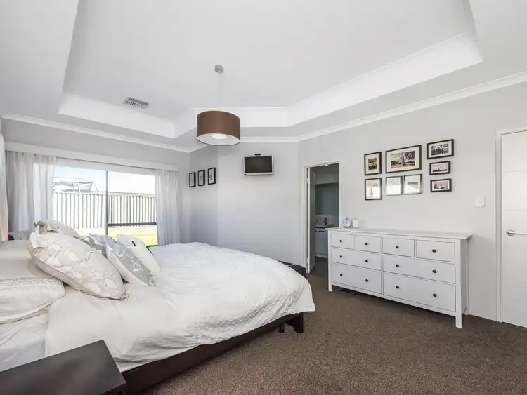 Sixth view of Homely house listing, 6 Figaro Link, The Vines WA 6069