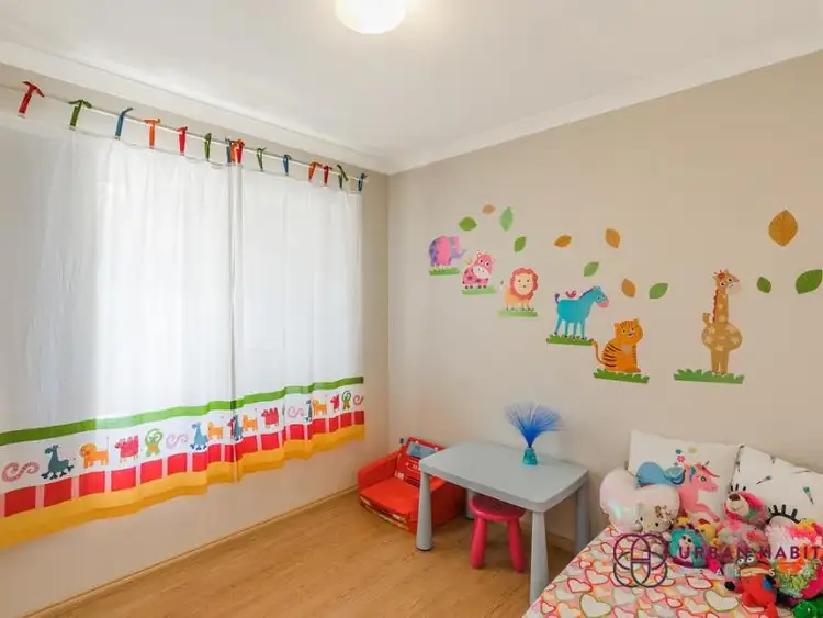 Seventh view of Homely house listing, 7 Chipper View, Parmelia WA 6167