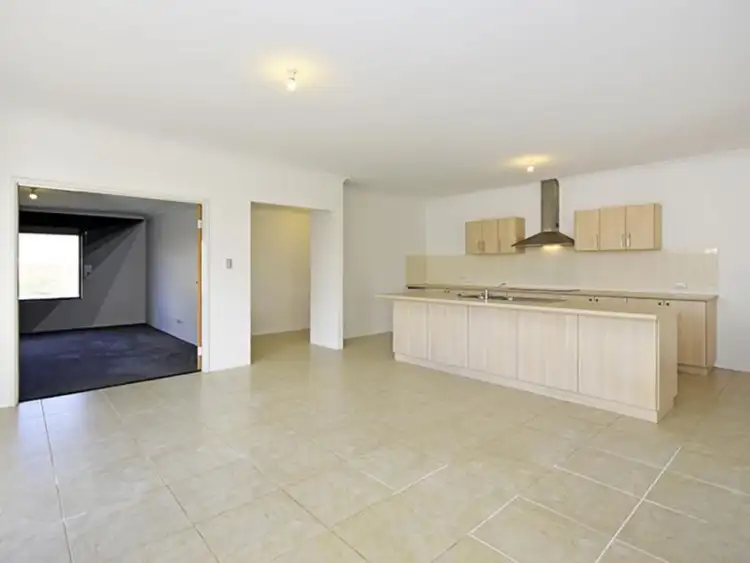 Seventh view of Homely house listing, 6 Leader Pass, Ellenbrook WA 6069