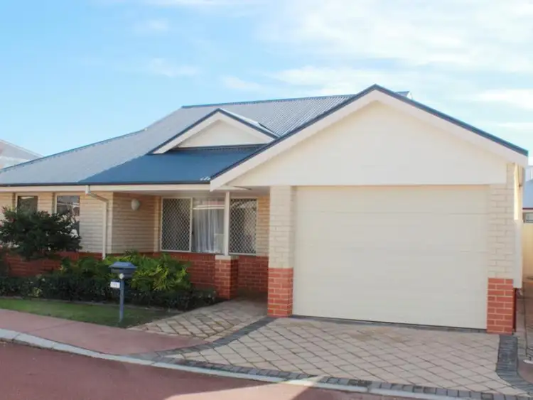 17 Countess Link, Madeley WA 6065