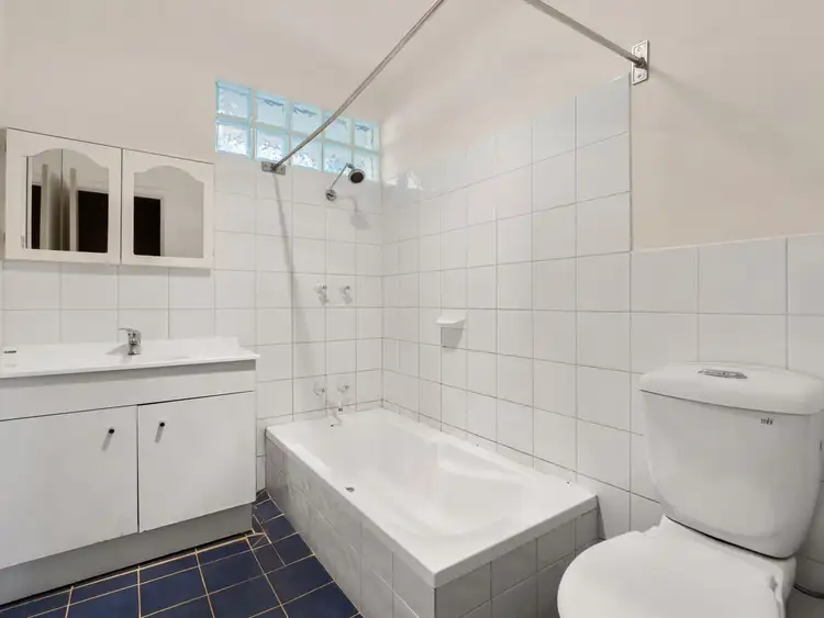 Fifth view of Homely house listing, 29 Barron Way, Orelia WA 6167