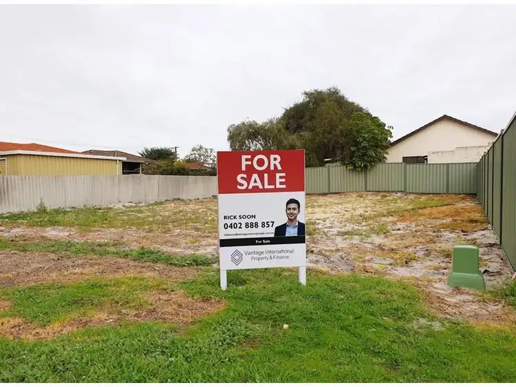 Second view of Homely house listing, 19 Bohemia Way, Parkwood WA 6147