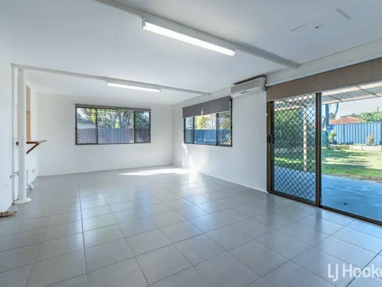 Sixth view of Homely house listing, 11 Lorenzo Street, Thornlie WA 6108