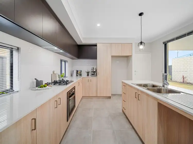 Third view of Homely house listing, 7 Gossan Chase, Piara Waters WA 6112