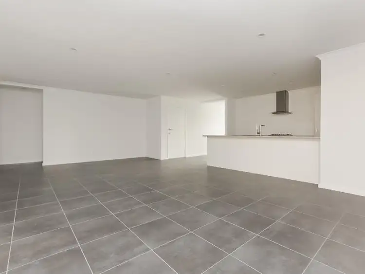 Fifth view of Homely house listing, 140 Parmelia Avenue, Parmelia WA 6167