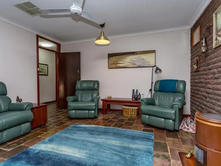 Sixth view of Homely house listing, 10 Burke Place, Orelia WA 6167