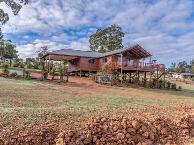 14 Honeybush Vista, Jarrahdale WA 6124