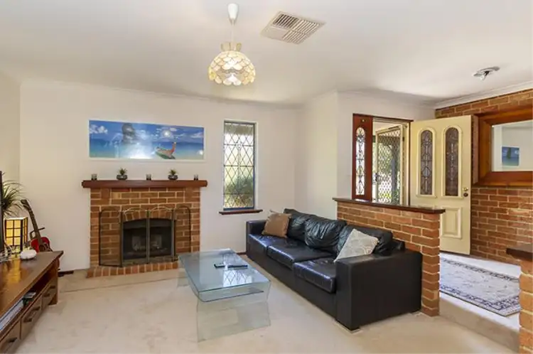 Sixth view of Homely house listing, 8 Viewcrest Way, Sorrento WA 6020