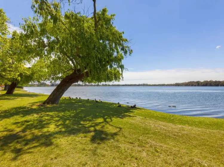 30 St Vincents Avenue, Wembley WA 6014