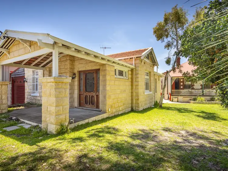 64 Wray Avenue, Fremantle WA 6160