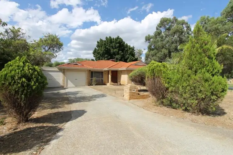 18 Flamingo Trail, Ballajura WA 6066