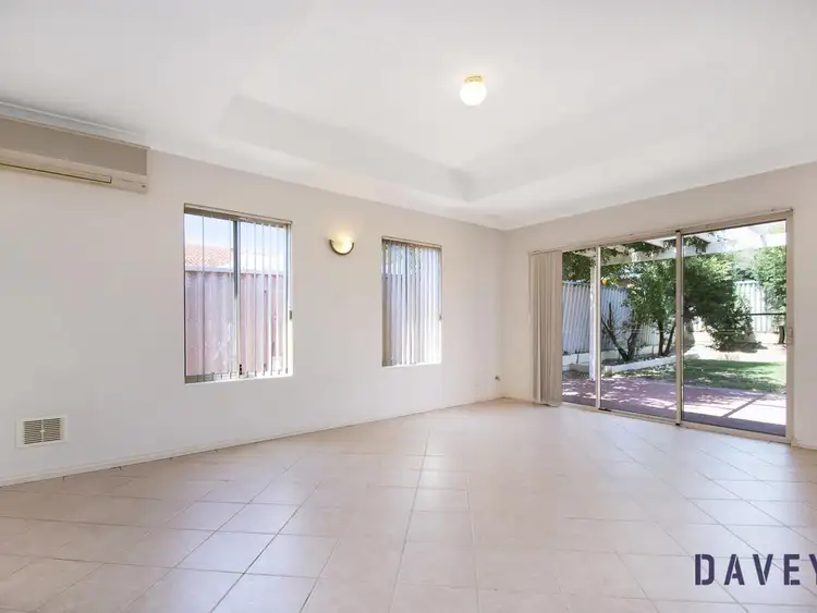 Sixth view of Homely house listing, 4 Elworthy Place, Karrinyup WA 6018