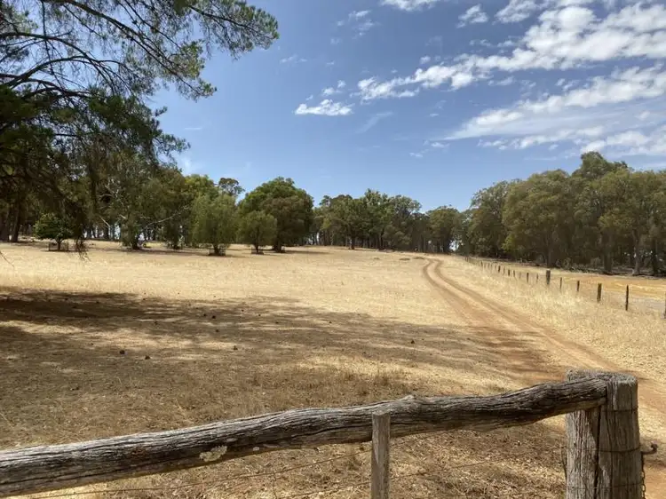 899 BOYUP BROOK-KOJONUP ROAD, Boyup Brook WA 6244
