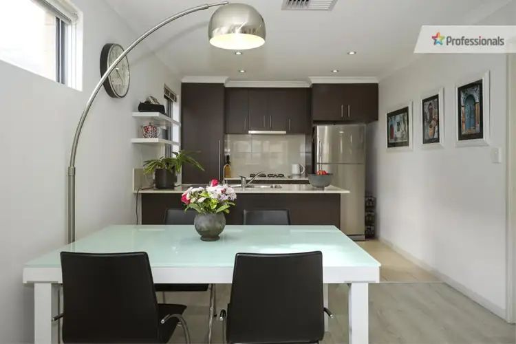 Fifth view of Homely unit listing, 8/3 SPRING AVENUE, Midland WA 6056