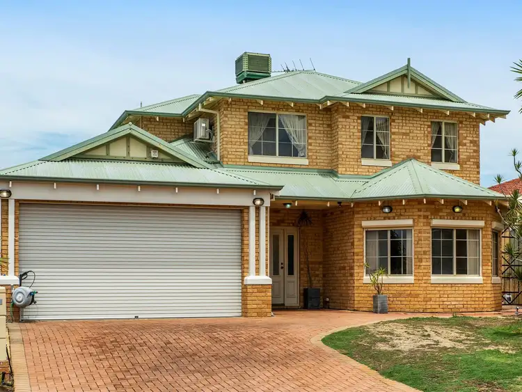 4 SUMMIT COURT, Dianella WA 6059