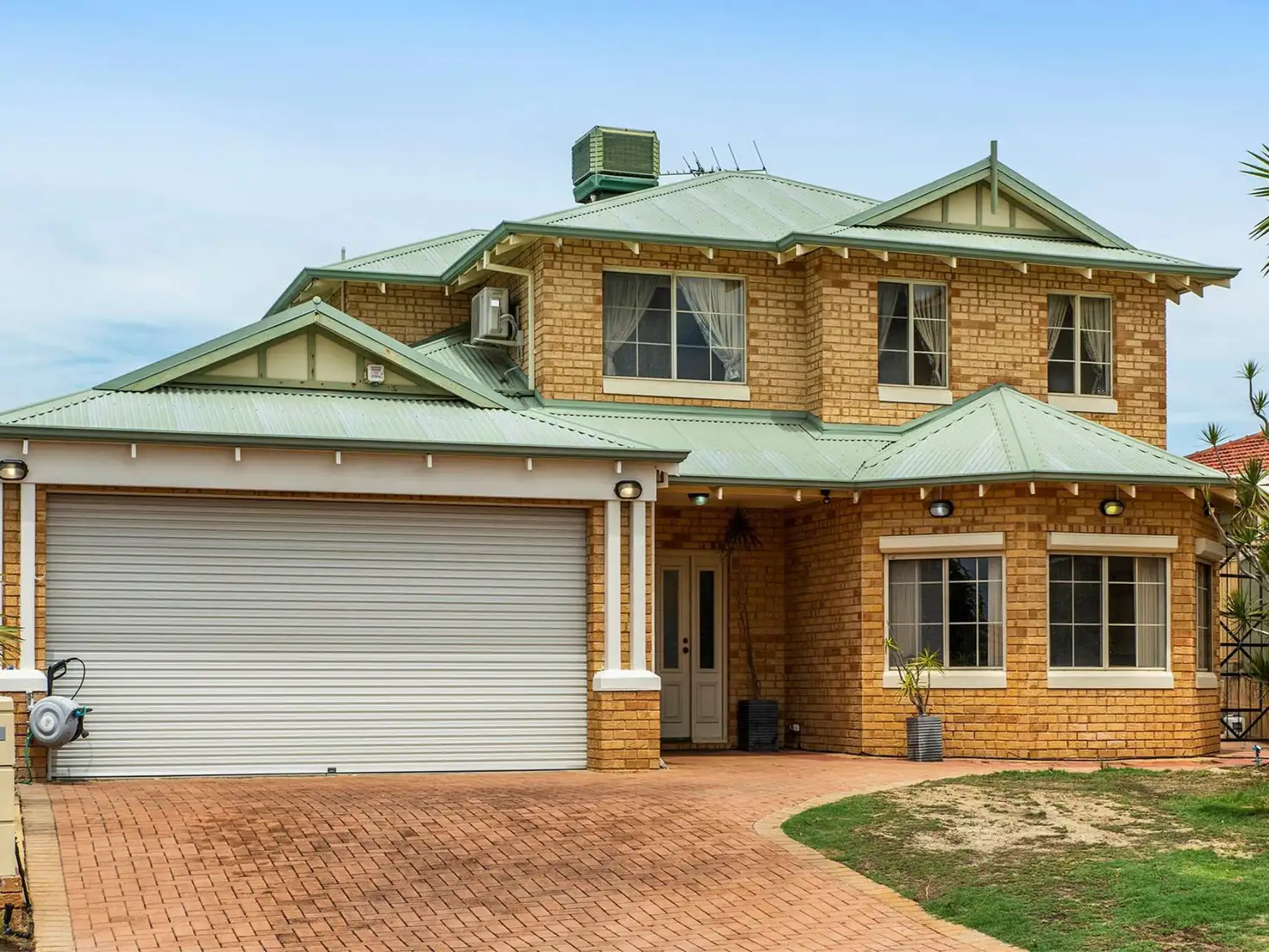 Main view of Homely house listing, 4 SUMMIT COURT, Dianella WA 6059