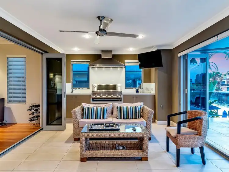 Fifth view of Homely house listing, 2 Ragamuffin Point, Halls Head WA 6210
