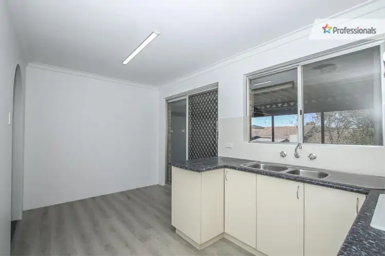 Sixth view of Homely house listing, 6 Gumnut Close, Swan View WA 6056