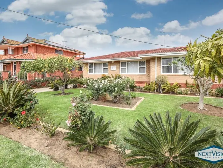 23 Macmorris Way, Spearwood WA 6163