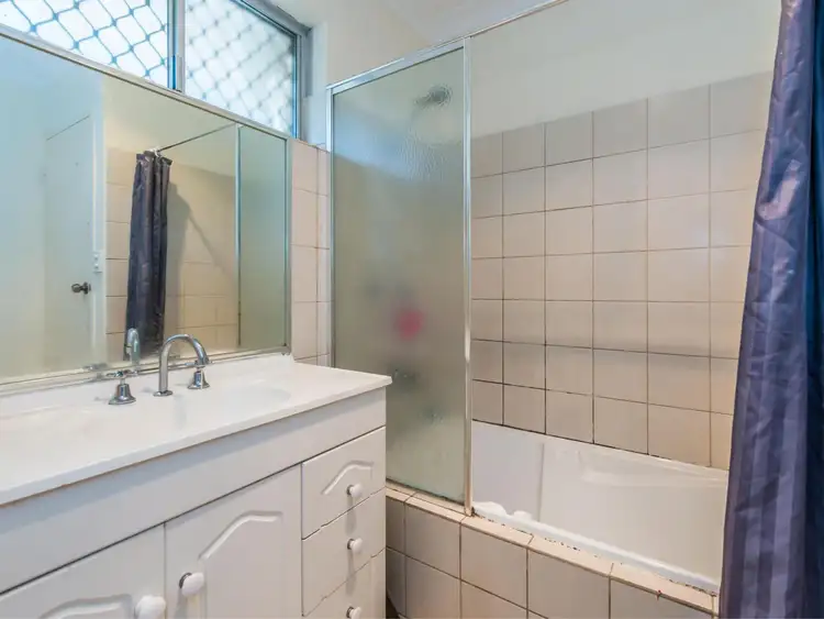 Fifth view of Homely house listing, 9 Cruise Court, Heathridge WA 6027
