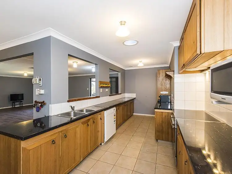 Sixth view of Homely house listing, 18 Sherlock Close, Gosnells WA 6110