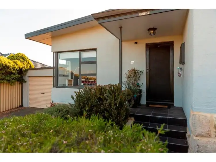 21 Mopsa Way, Coolbellup WA 6163