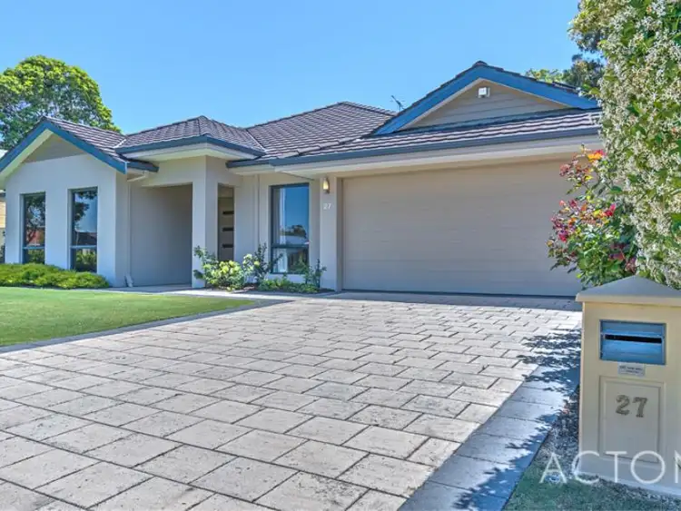 27 Williams Road, Melville WA 6156