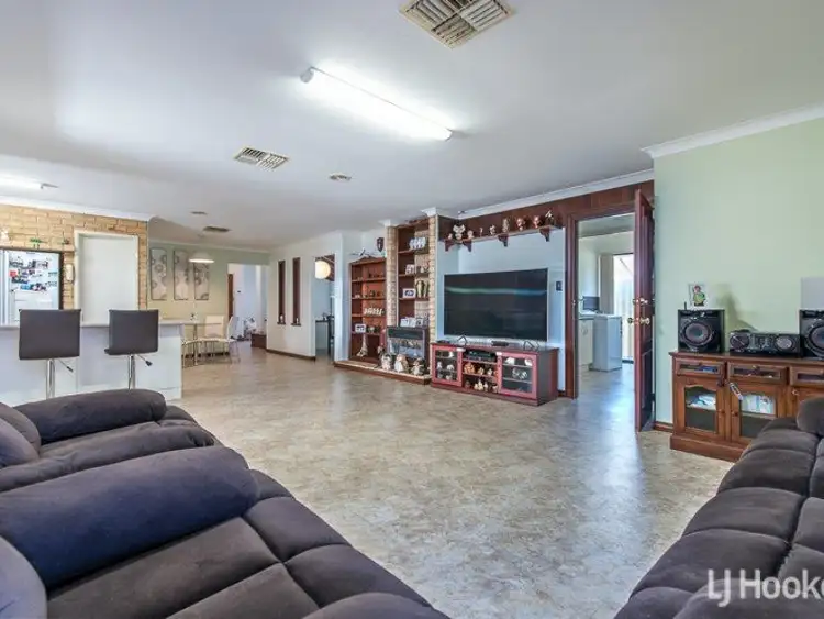 Second view of Homely house listing, 3 Todd Place, Huntingdale WA 6110