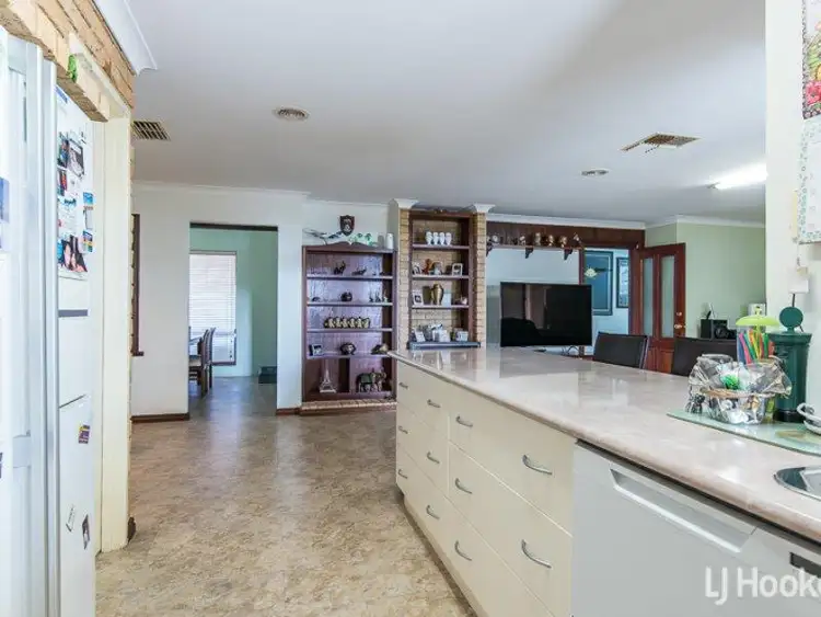 Sixth view of Homely house listing, 3 Todd Place, Huntingdale WA 6110