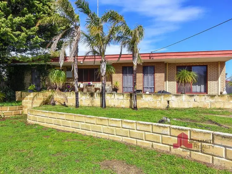 8 Pioneer St, Binningup WA 6233