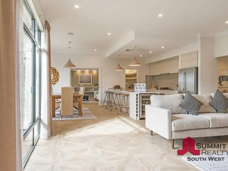 Seventh view of Homely house listing, 6 Pascoe Way, Millbridge WA 6232