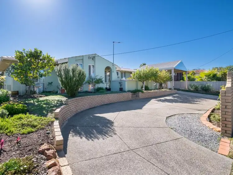 Second view of Homely house listing, 3 Venus Way, Hillarys WA 6025