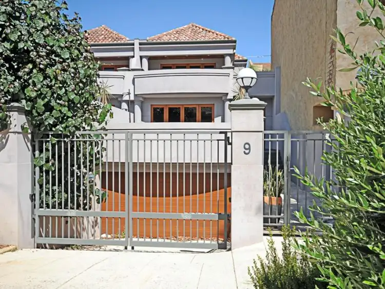 9 Warnham Road, Cottesloe WA 6011
