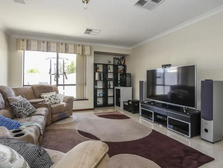 Fifth view of Homely house listing, 18 Edmonton Place, Kingsley WA 6026