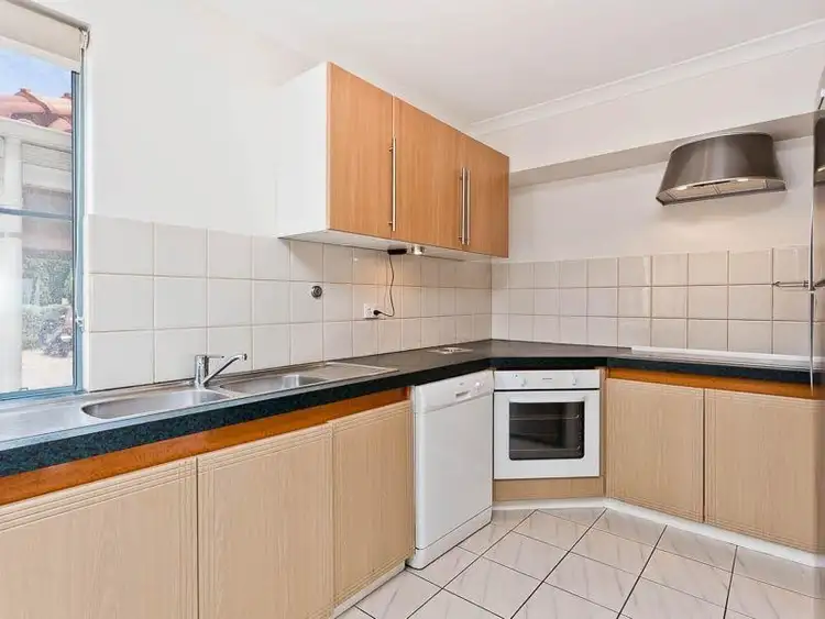 Seventh view of Homely townhouse listing, 6/15 Boundary Road, Mosman Park WA 6012