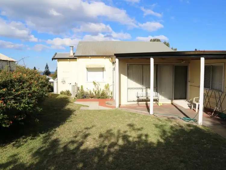 17 Dempster Street, Esperance WA 6450