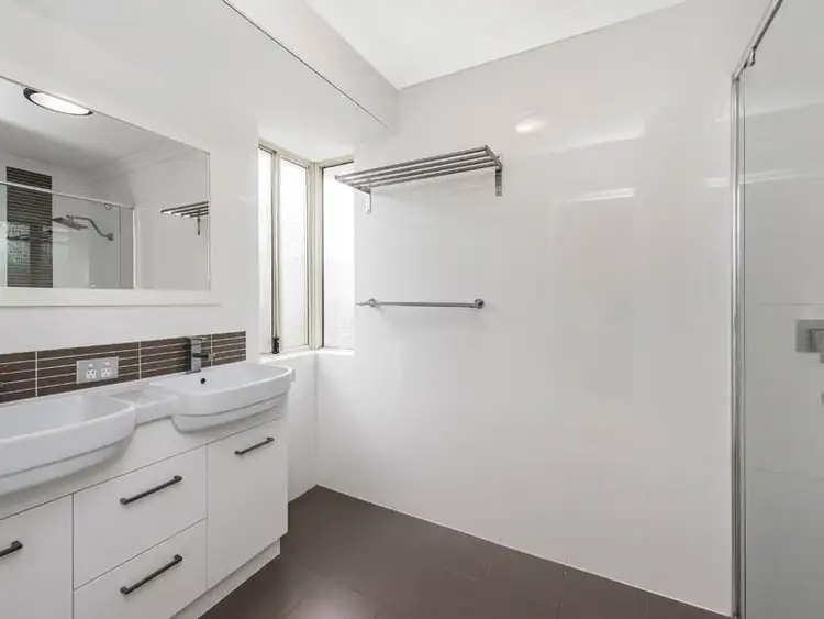 Seventh view of Homely house listing, 3 Ulex Place, Woodvale WA 6026