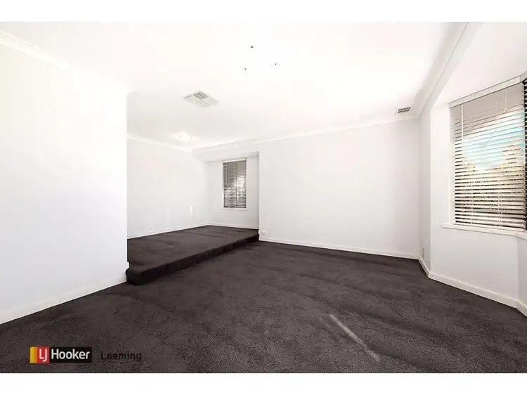 Fifth view of Homely house listing, 7 Howlett Place, Leeming WA 6149