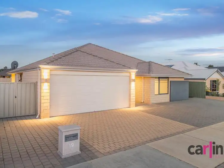 Fourth view of Homely house listing, 19 Seville Way, Aubin Grove WA 6164