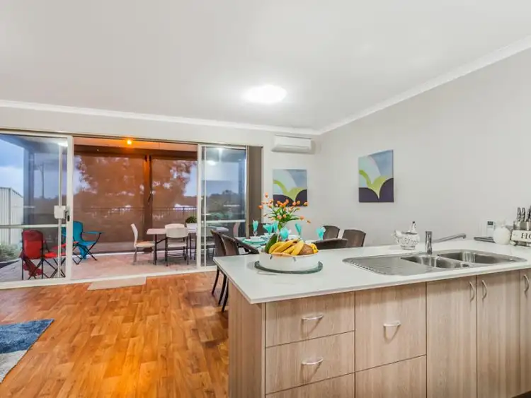 Fifth view of Homely house listing, 14 Parakeet Bend, Baldivis WA 6171