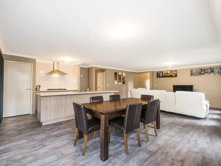 8 Guraga Way, Byford WA 6122