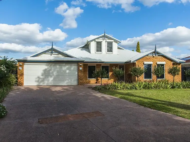 5 Desert Ash Place, Helena Valley WA 6056