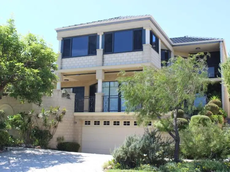 80 Westview Street, Scarborough WA 6019