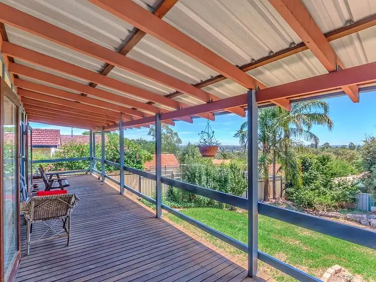 15 Tranquil Road, Kelmscott WA 6111