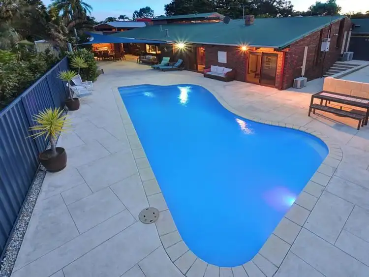11 Alsop Walk, Carine WA 6020